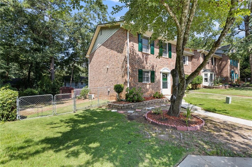 5278 Oakridge Drive