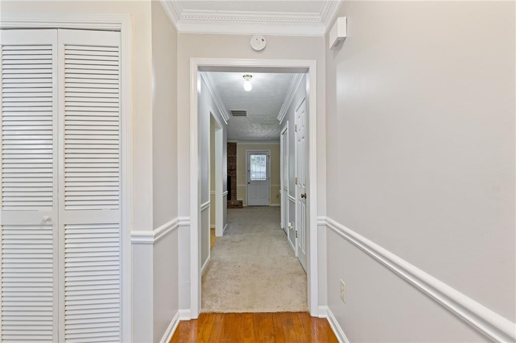 5278 Oakridge Drive