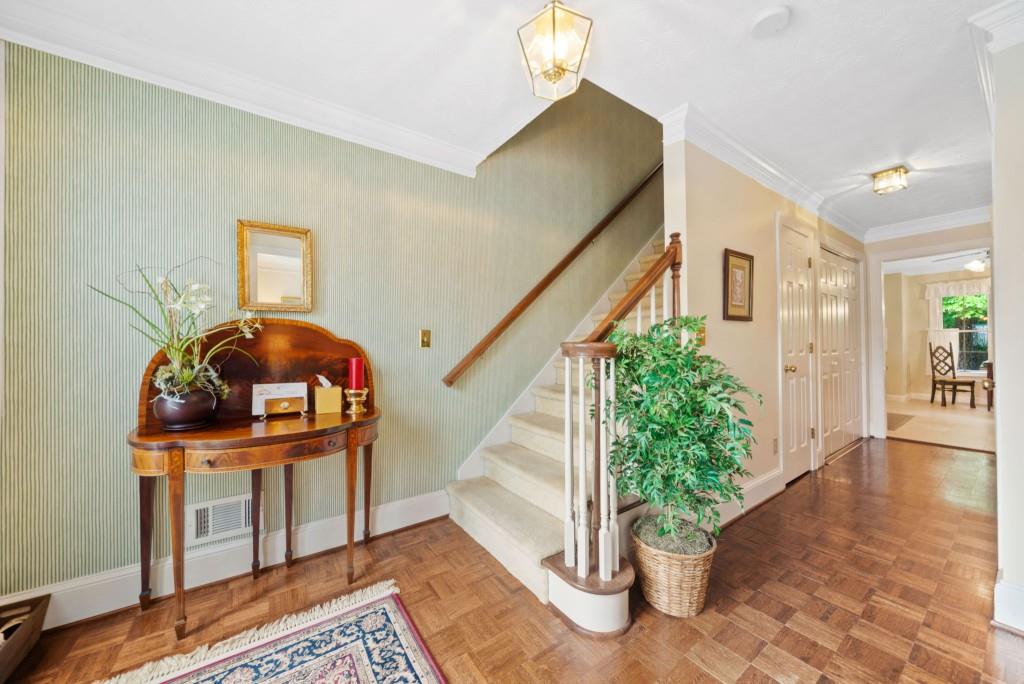 3120 Henderson Walk