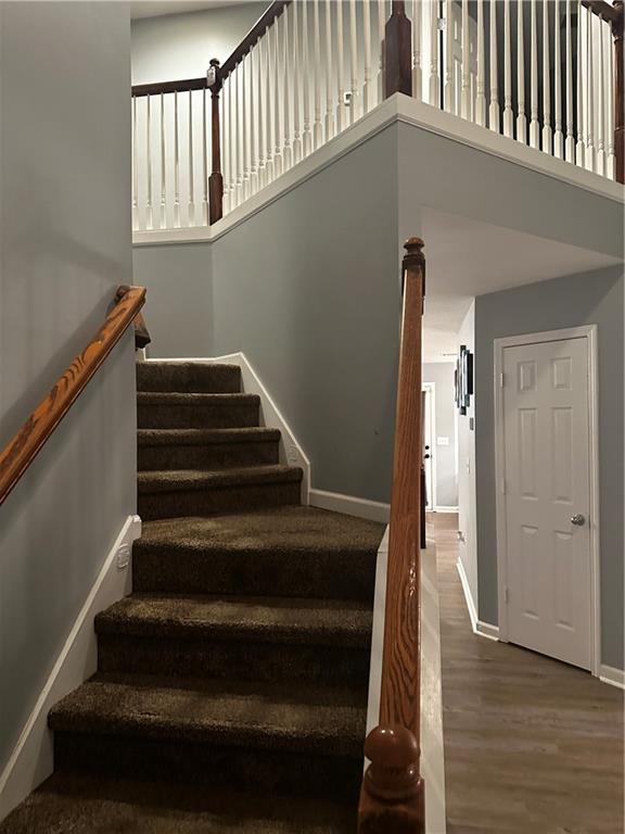 989 Park Knoll Court, Lawrenceville, Georgia image 6