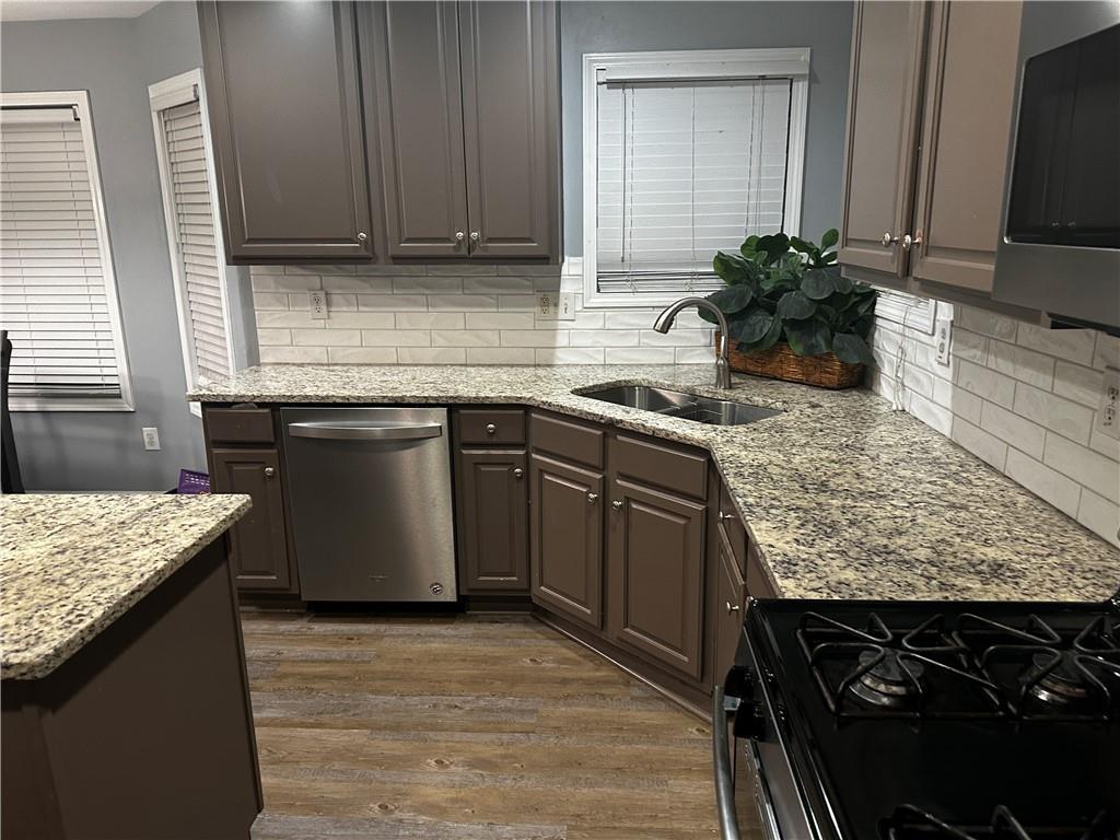 989 Park Knoll Court, Lawrenceville, Georgia image 11