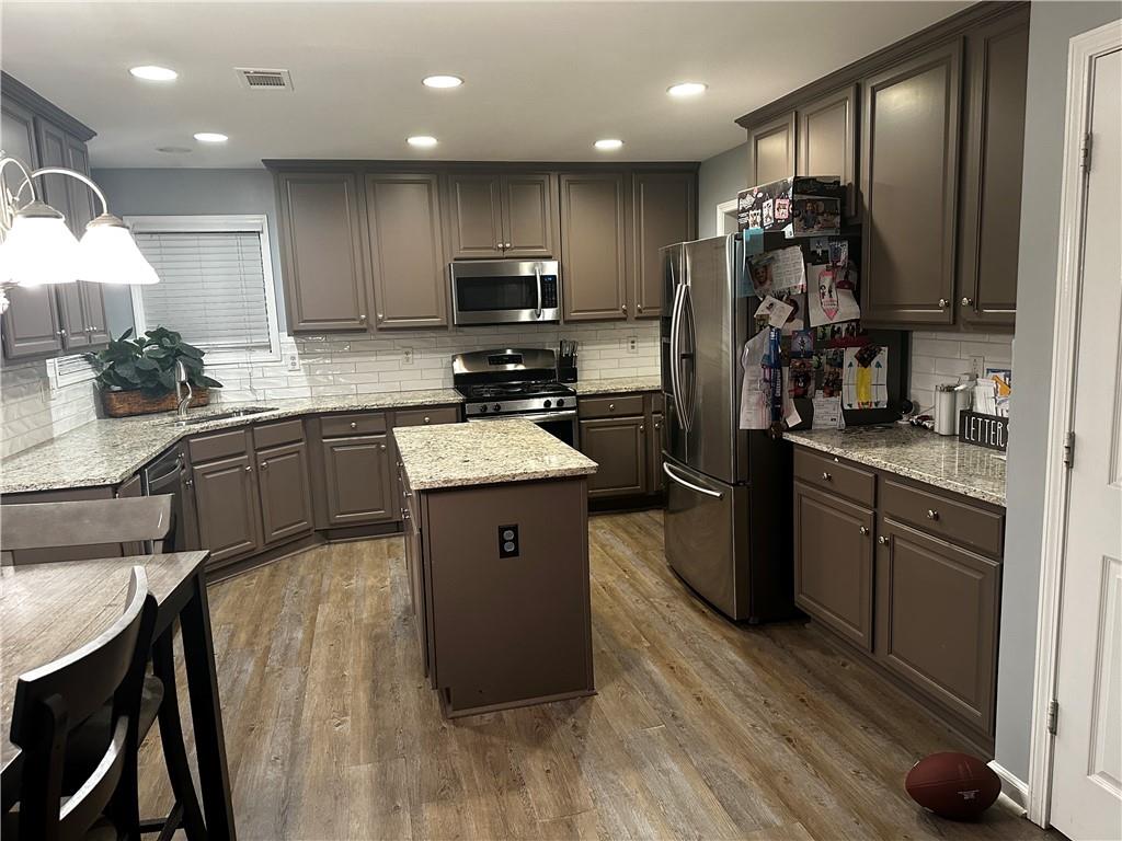 989 Park Knoll Court, Lawrenceville, Georgia image 9