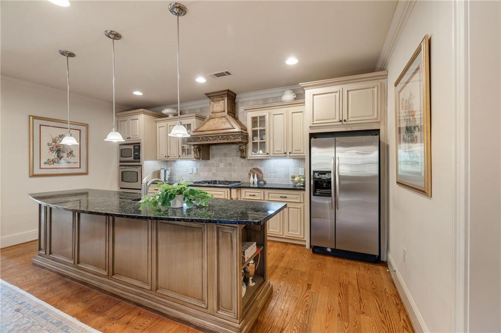 2550 Ballantrae Circle, Cumming, Georgia image 7