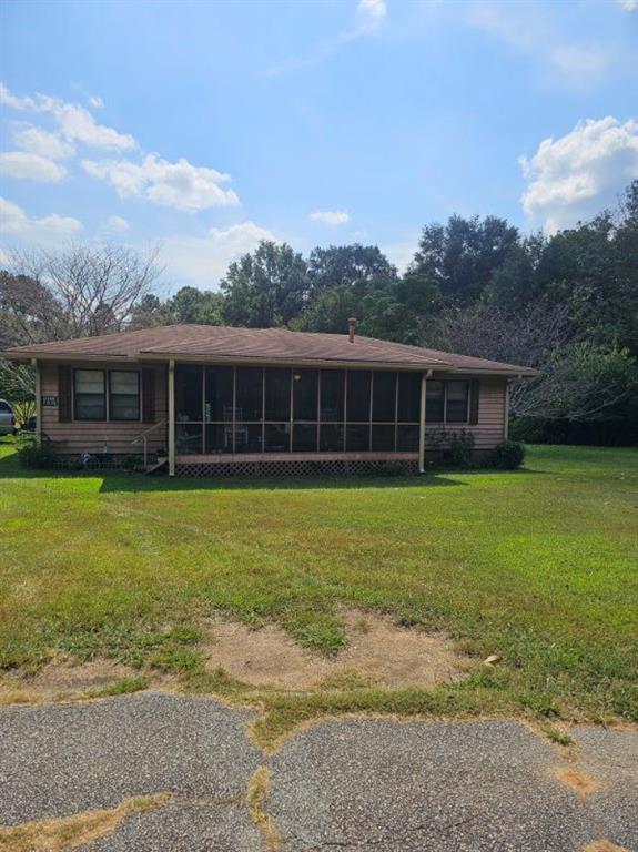 Great investment opportunity. Recently updated flooring in some rooms. Newer bathroom. Convenient location. Screened front porch and covered back porch. This property will need to sell with 5331 Salem and 5209 Salem.