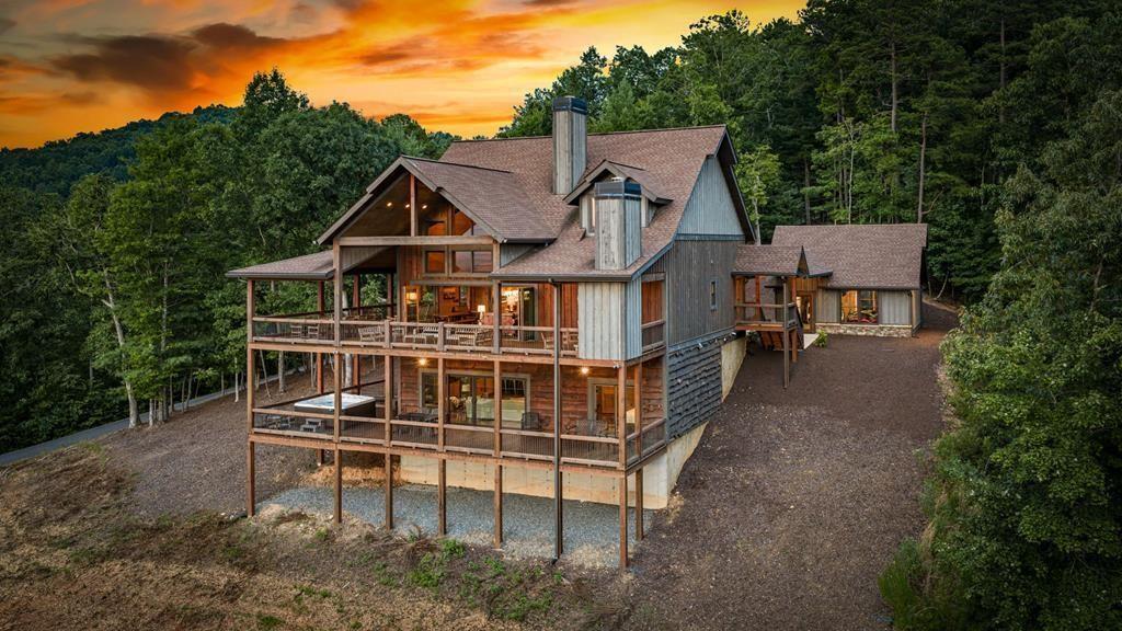 330 Serenity Ridge Lane