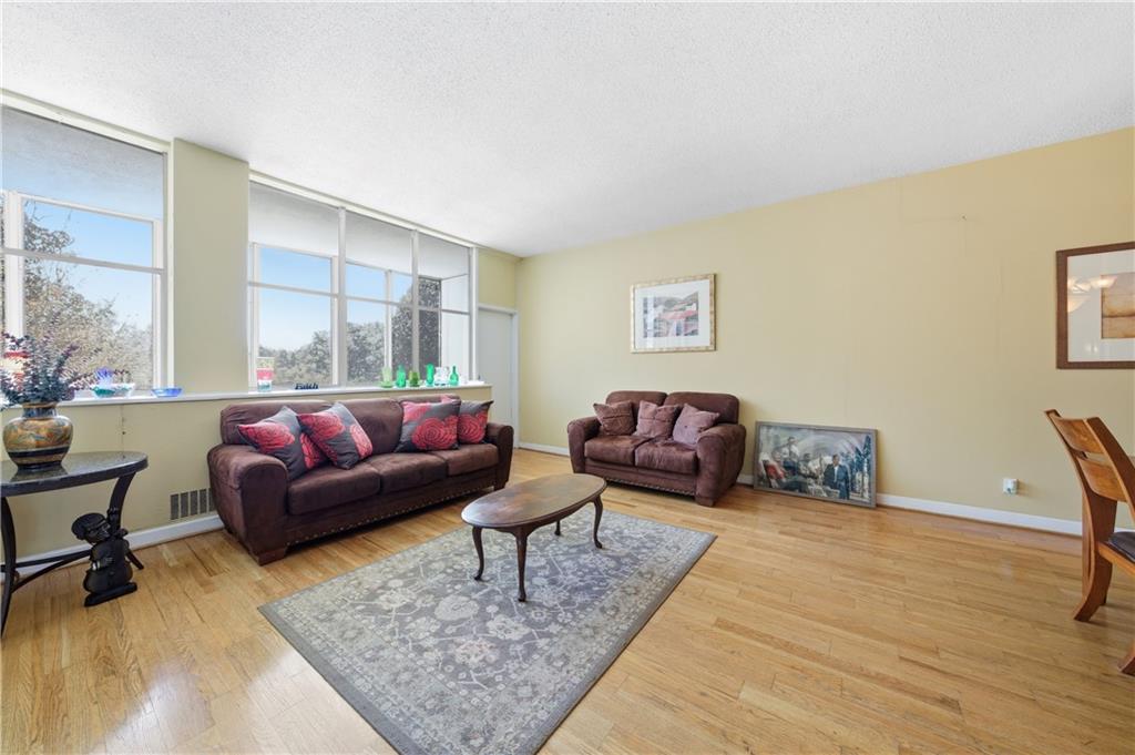 The Habersham Estate - Residential