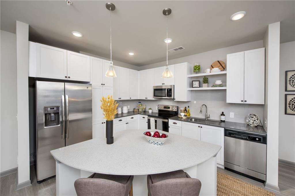6919 Peachtree Dunwoody Road 443