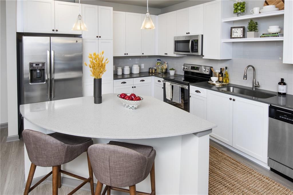 6919 Peachtree Dunwoody Road 443