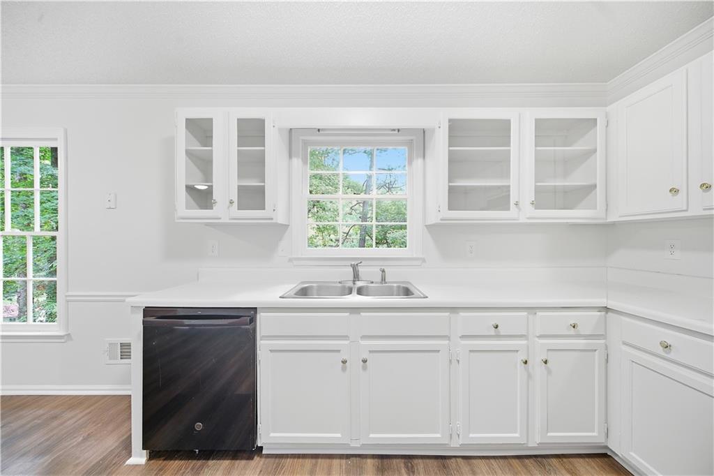3138 Pine Needle Court SW