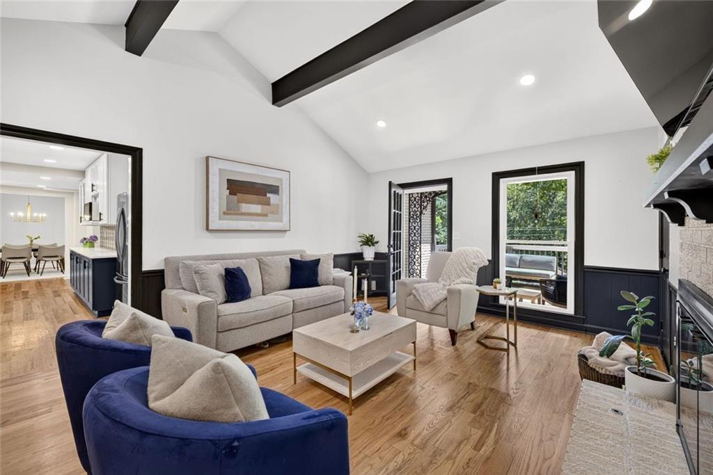 2282 Deer Ridge Drive