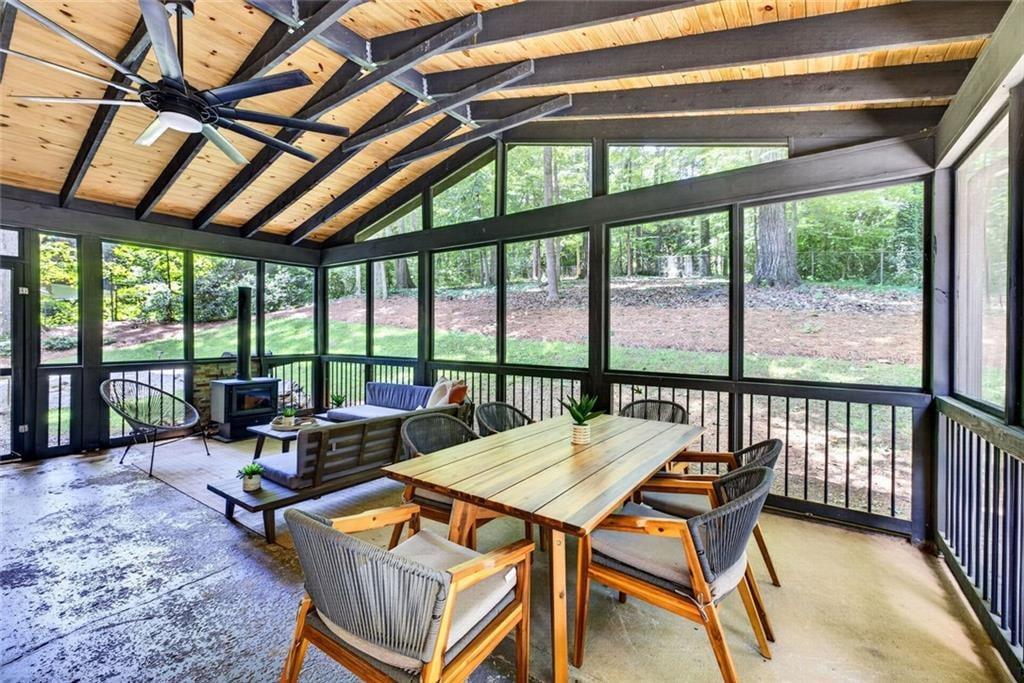 2282 Deer Ridge Drive