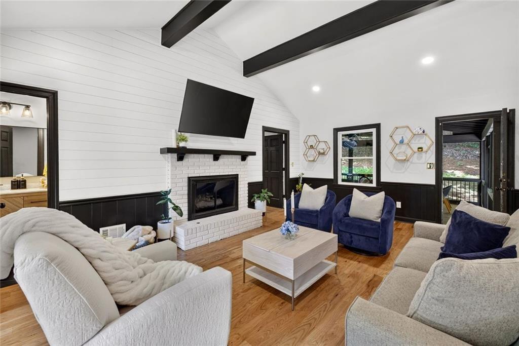 2282 Deer Ridge Drive
