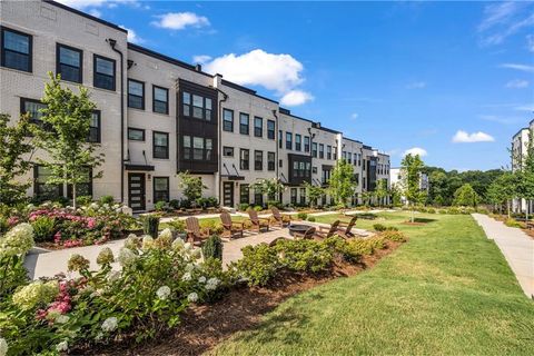 552 Ember Lane Atlanta GA 30318