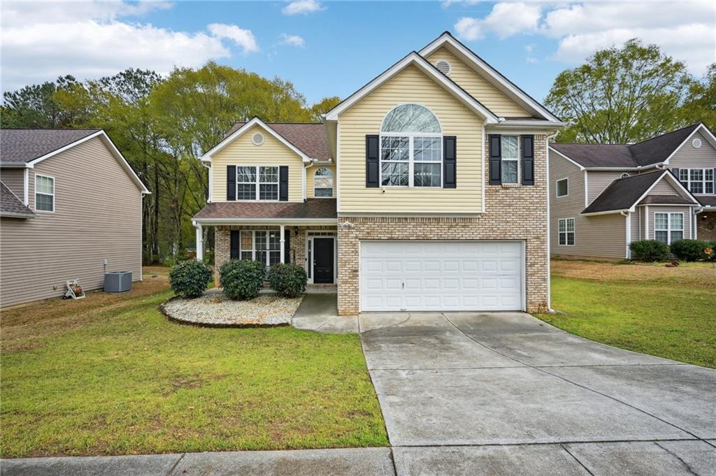 2422 Temple View Drive, Snellville, Georgia image 1