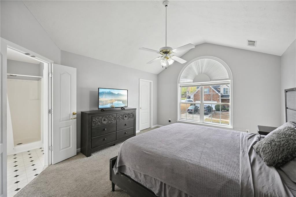 2422 Temple View Drive, Snellville, Georgia image 18