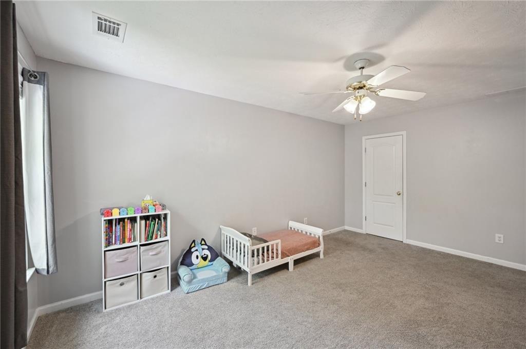 2422 Temple View Drive, Snellville, Georgia image 25