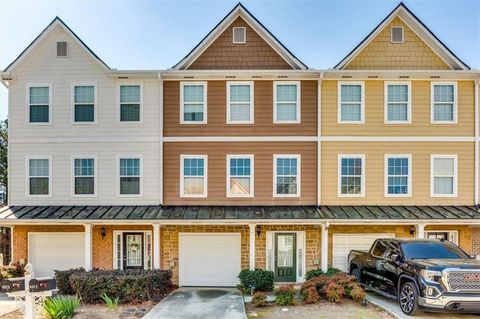 Townhouse For Sale - 6371 Redan Square<br/> Lithonia, GA 30058
