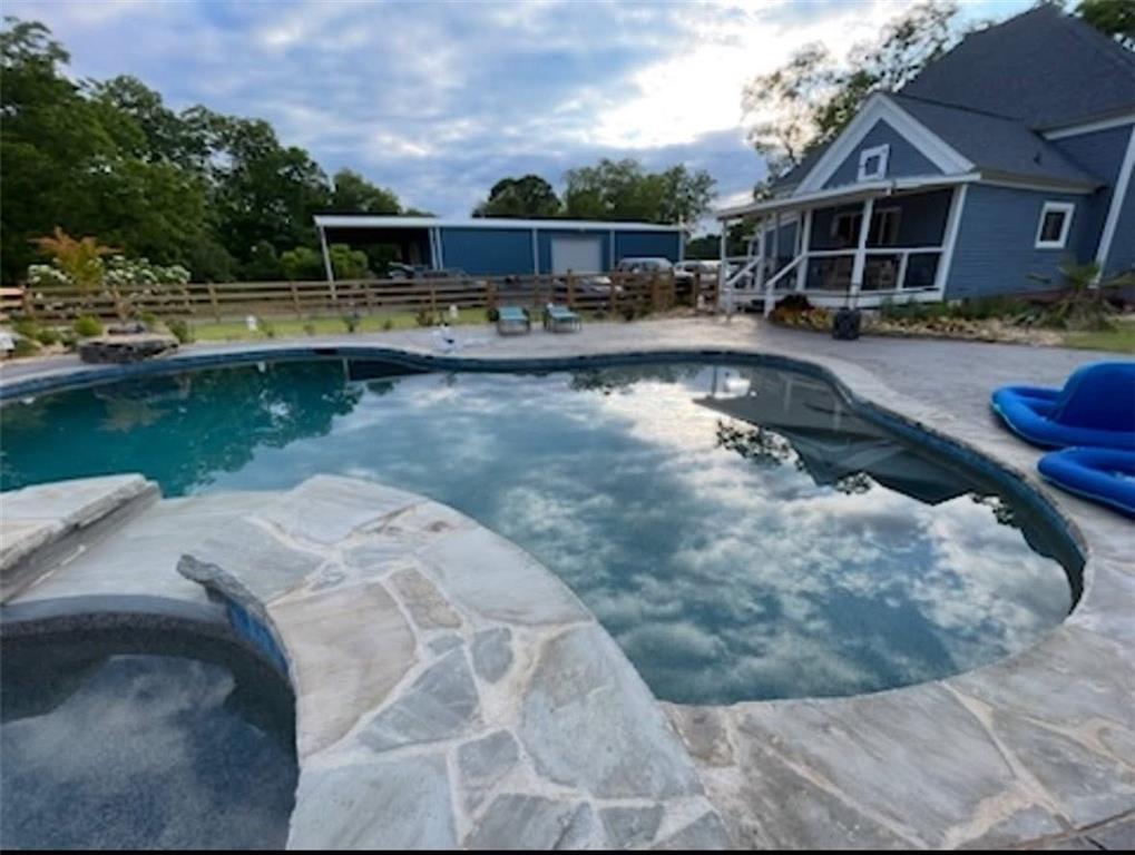 3189 MOINA MICHAEL Road