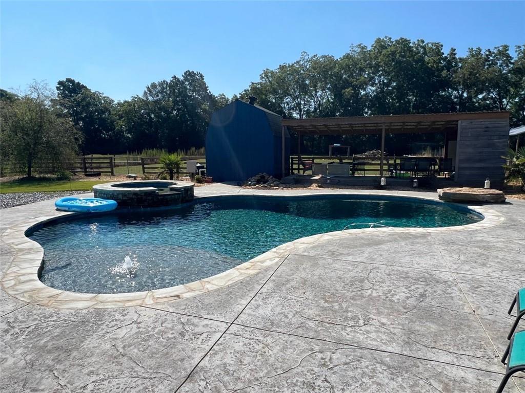 3189 MOINA MICHAEL Road