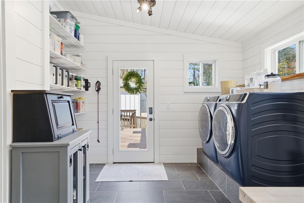 None - 3.18 Acres - Residential