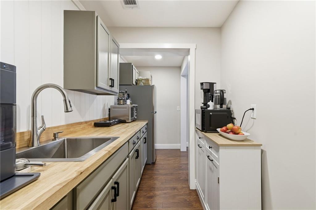 None - 3.18 Acres - Residential