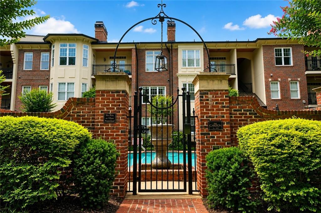 825 Highland Lane NE 1208