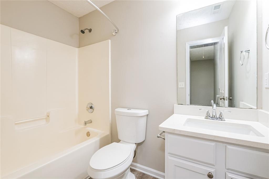 7337 Tiderace Court