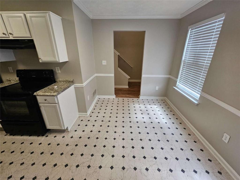 6718 Roscommon Drive