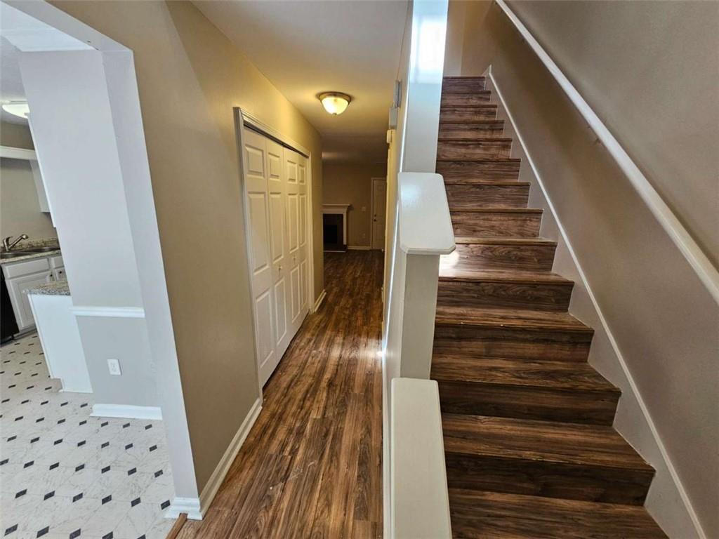 6718 Roscommon Drive