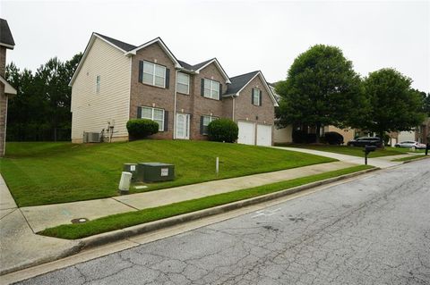 4925 LOCHERBY Drive Fairburn GA 30213