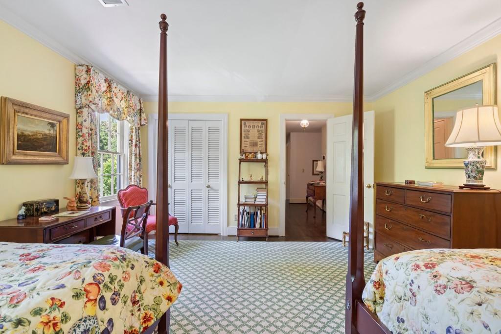 2580 Hyde Manor Drive, Atlanta, Georgia image 22