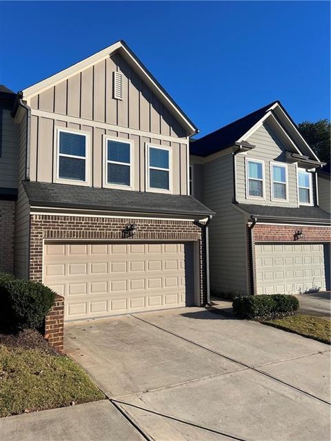 Townhouse For Sale - 52 Wisteria Court<br/> Winder, GA 30680