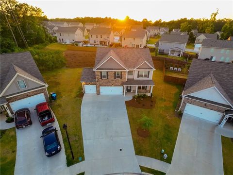 A home in Dacula