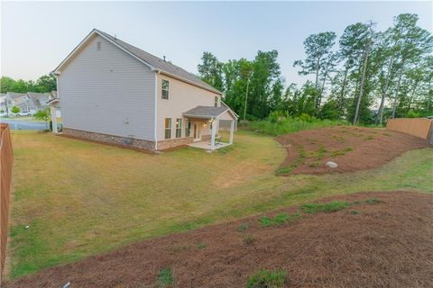 A home in Dacula