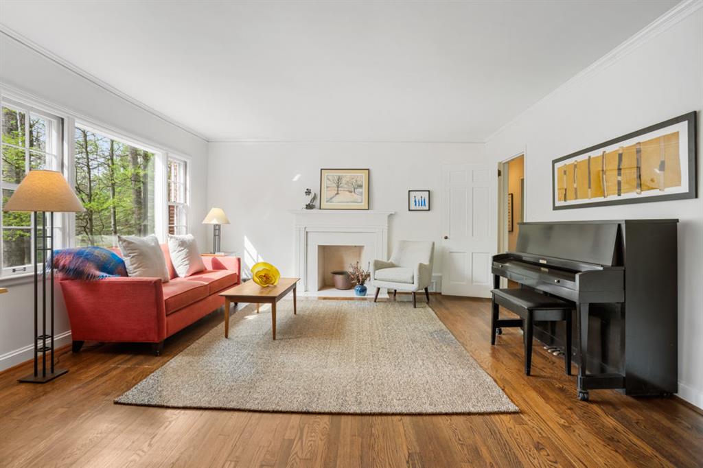 1701 E Clifton Road NE