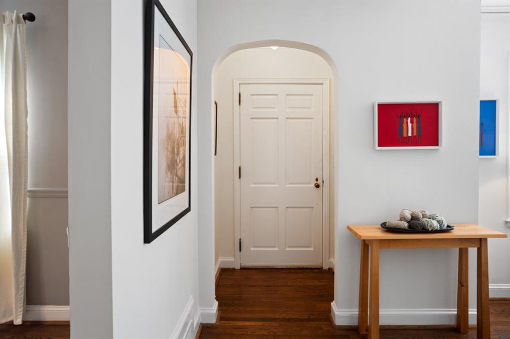 1701 E Clifton Road NE