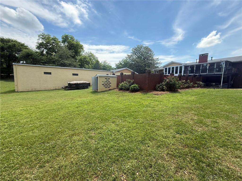 580 Hurt Road SW