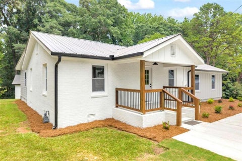 Homes For Sale - 152 Mountain Creek Drive<br/> Jackson County, Pendergrass, GA 30567