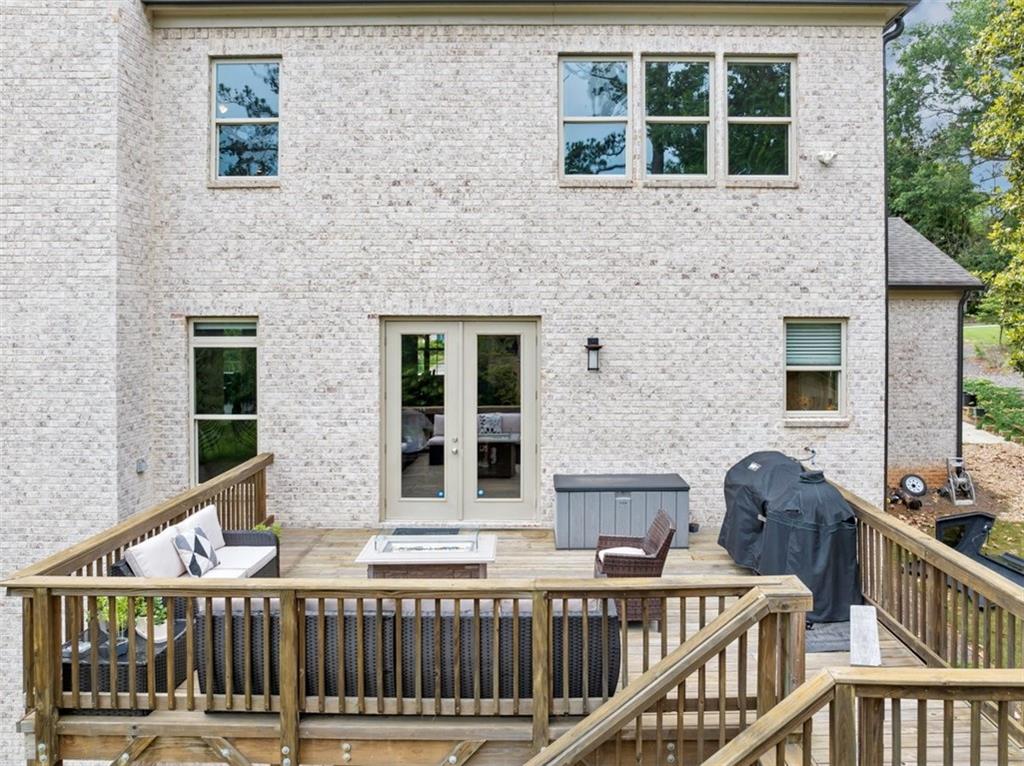 INDIAN HILLS - Residential