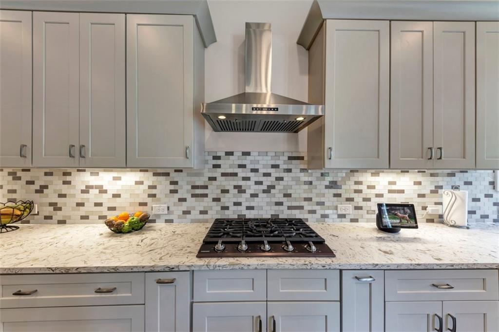 INDIAN HILLS - Residential