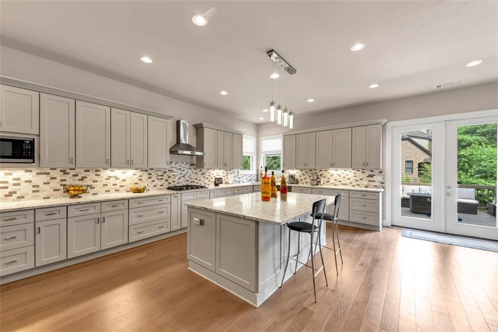 INDIAN HILLS - Residential