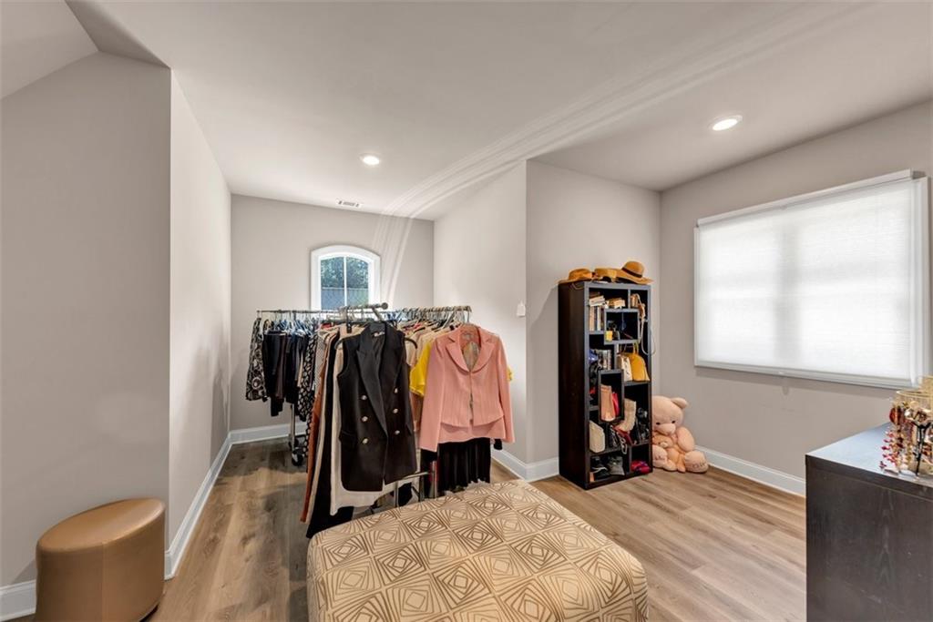 INDIAN HILLS - Residential