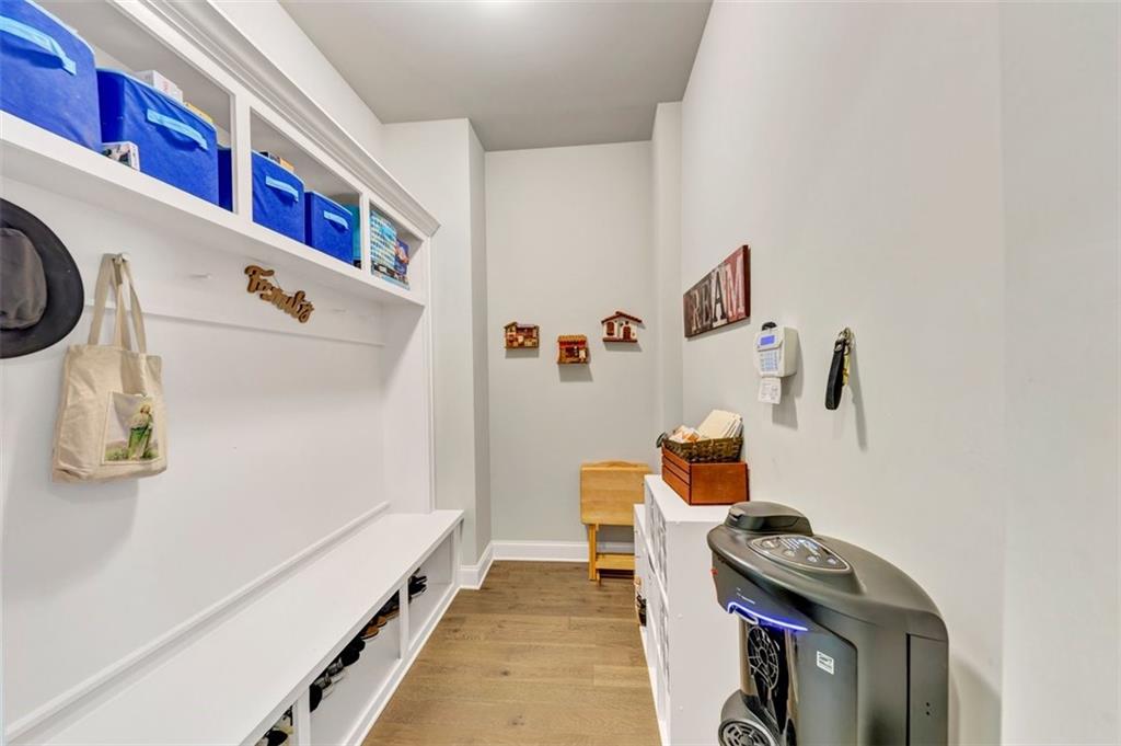 INDIAN HILLS - Residential