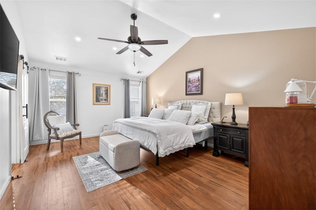 4821 Clarkstone Circle