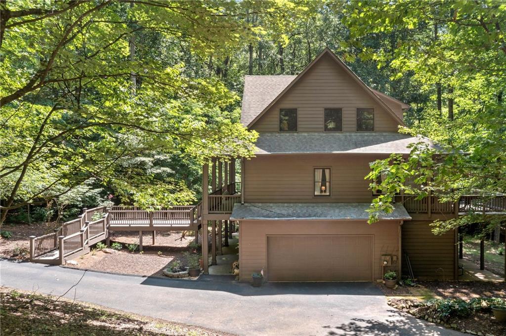 326 Woodland Trace