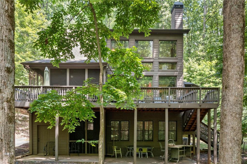 326 Woodland Trace