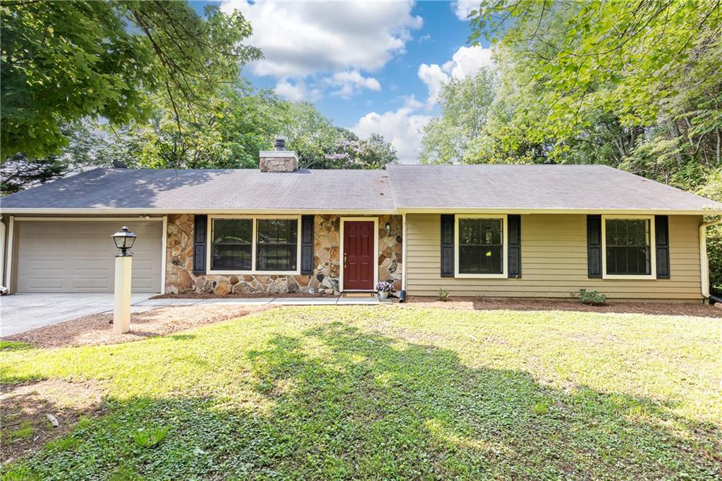 Hard to find ranch in East Cobb under $400k-don't wait, this one will go fast! This home is move-in ready with new carpet, new appliances and freshly painted interior! Cul-de-sac, level lot. Vaulted ceilings. 3 bedroom, 2 full baths. Beautiful sunroom overlooking private, flat backyard with two storage buildings.