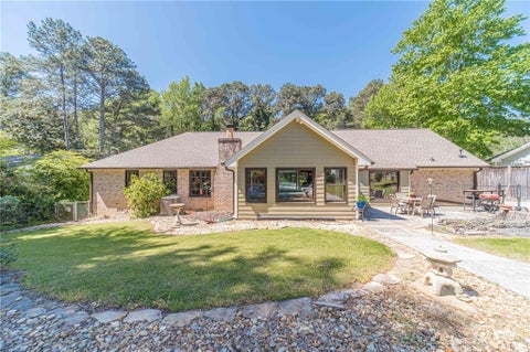 Homes For Sale - 2272 Kimberley Way<br/> Snellville, GA 30078