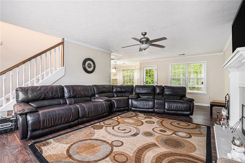 3885 Weeping Willow Lane, Loganville, Georgia image 3