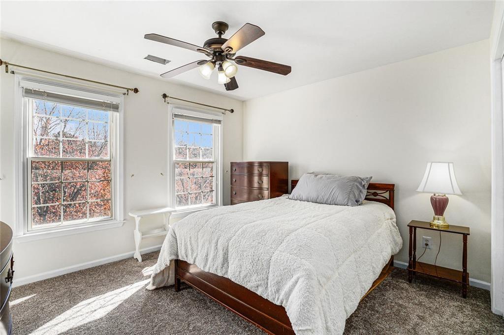 THE GATES - Residential